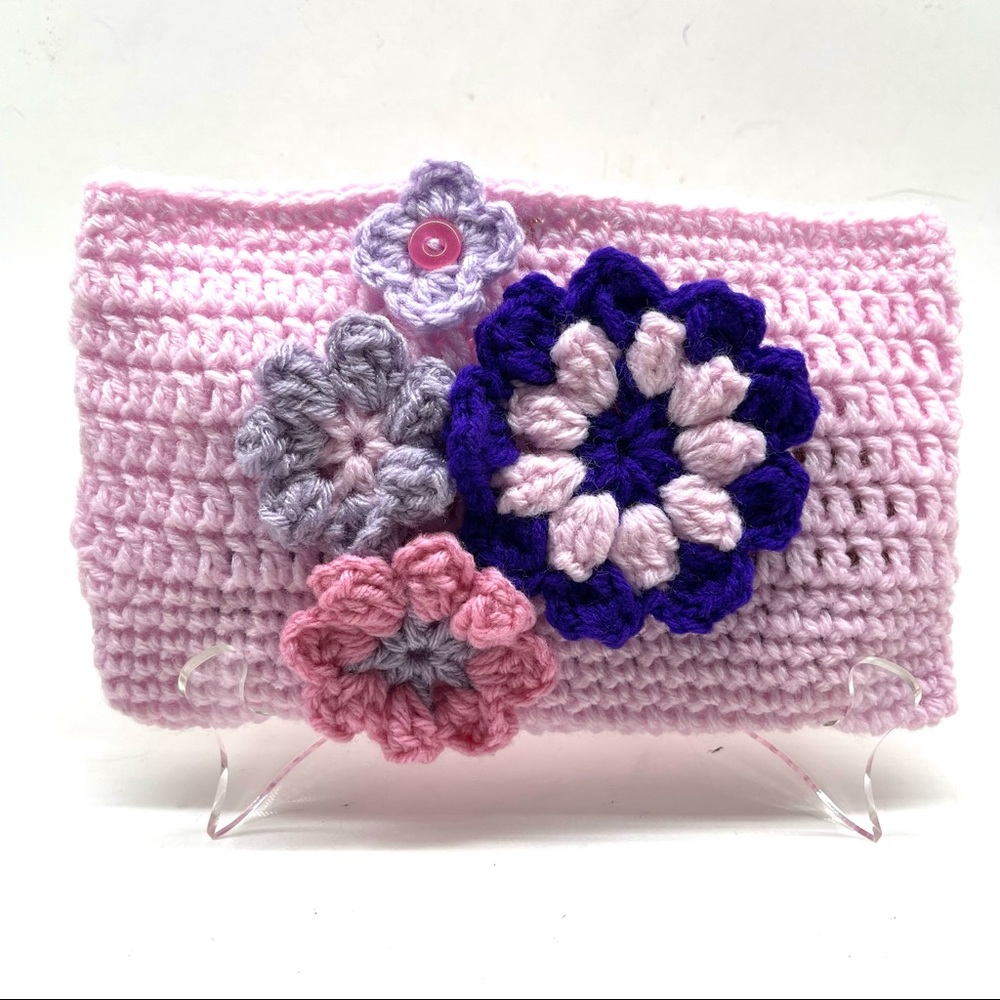 NWT Handmade Crochet Clutch Pink Snap Close - Picture 3 of 10